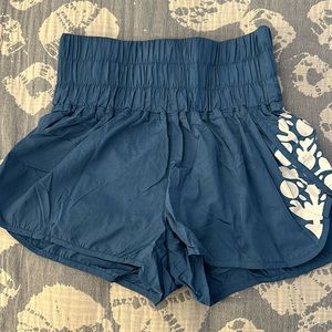 Free People Movement Way Home Logo Shorts size small